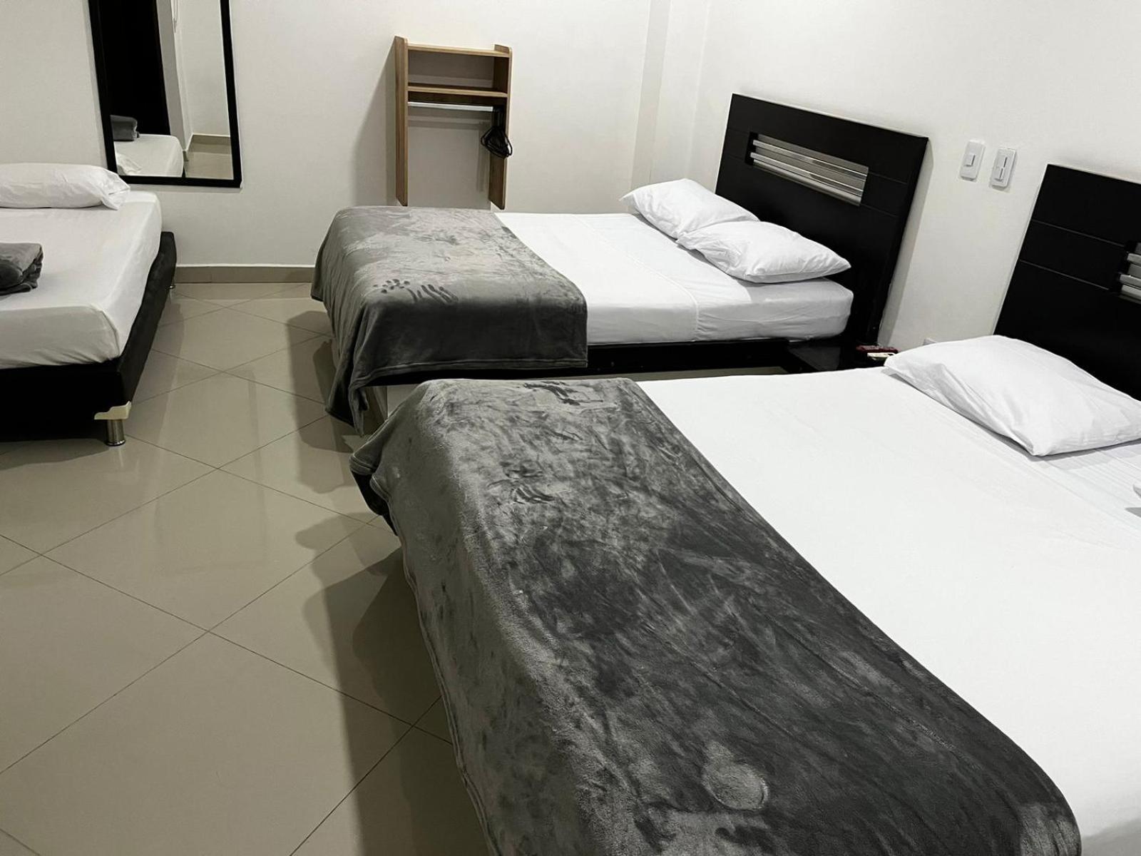 Hotel Laureles Park Medellin Exterior photo